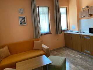 Отель Hotel Saint Nikola Несебр Люкс с 1 спальней и видом на море (для 3 взрослых)-7