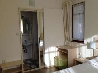 Отель Hotel Saint Nikola Несебр Одноместный номер эконом-класса - Без балкона-5