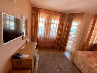 Отель Hotel Saint Nikola Несебр Люкс с 1 спальней и видом на море (для 3 взрослых)-2