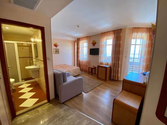 Отель Hotel Saint Nikola Несебр-4